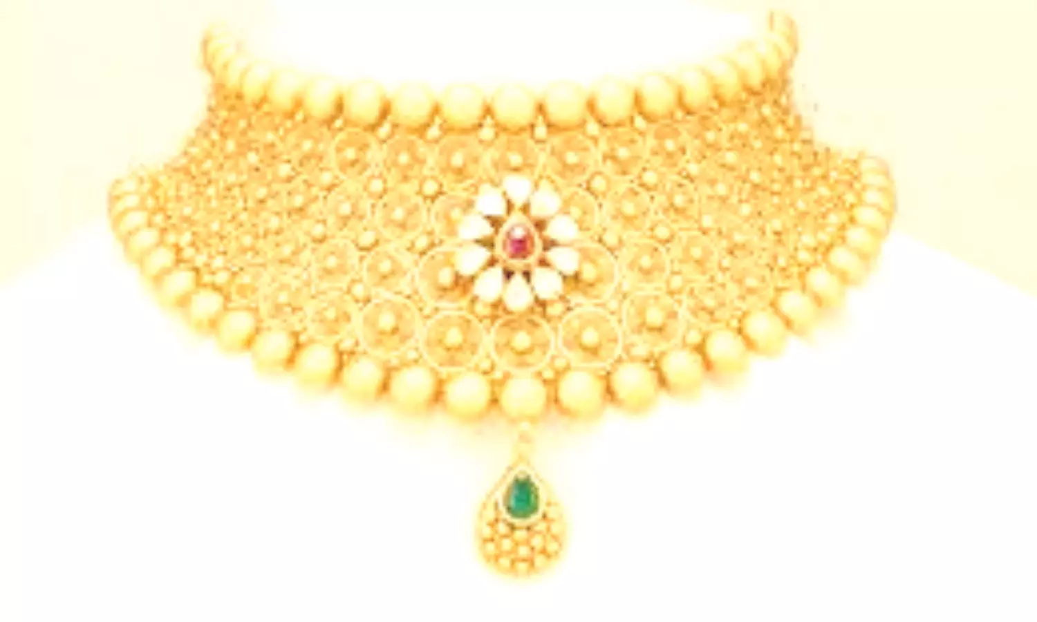 Gold and Silver Rates Today in Hyderabad Mumbai delhi Vijayawada vishaka check price and details