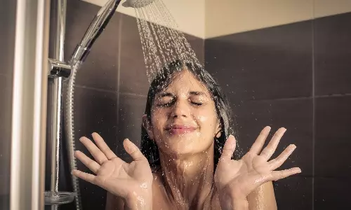 Did really immunity will increase if do bath with cold water, Know what expert says Did really immunity will increase if do bath with cold water, Know what expert says