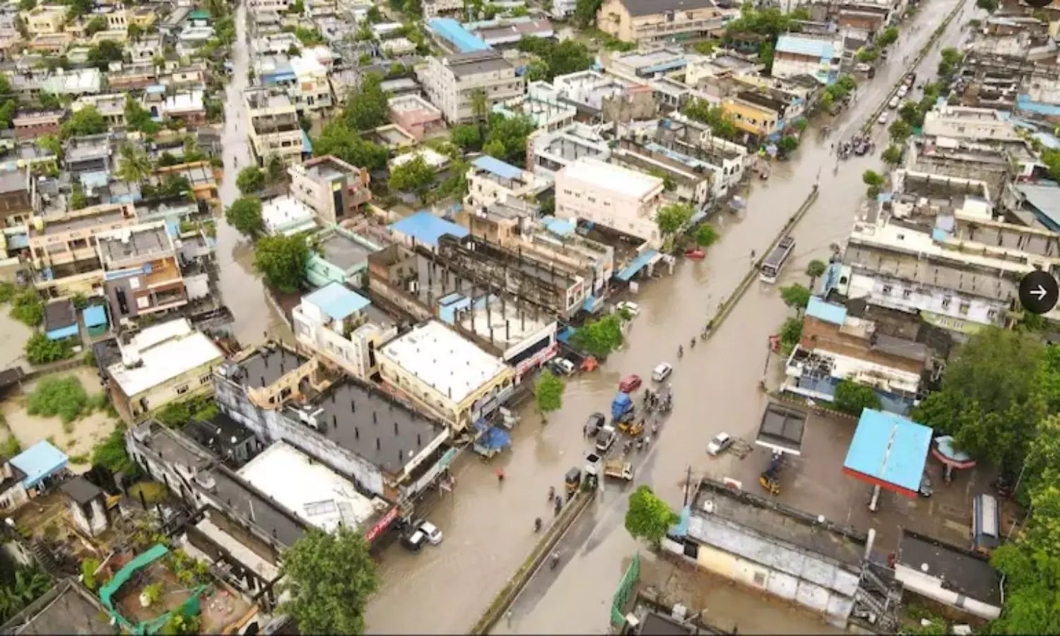 Danger in Vijayawada What is the Status of the Prakasam Barrage?