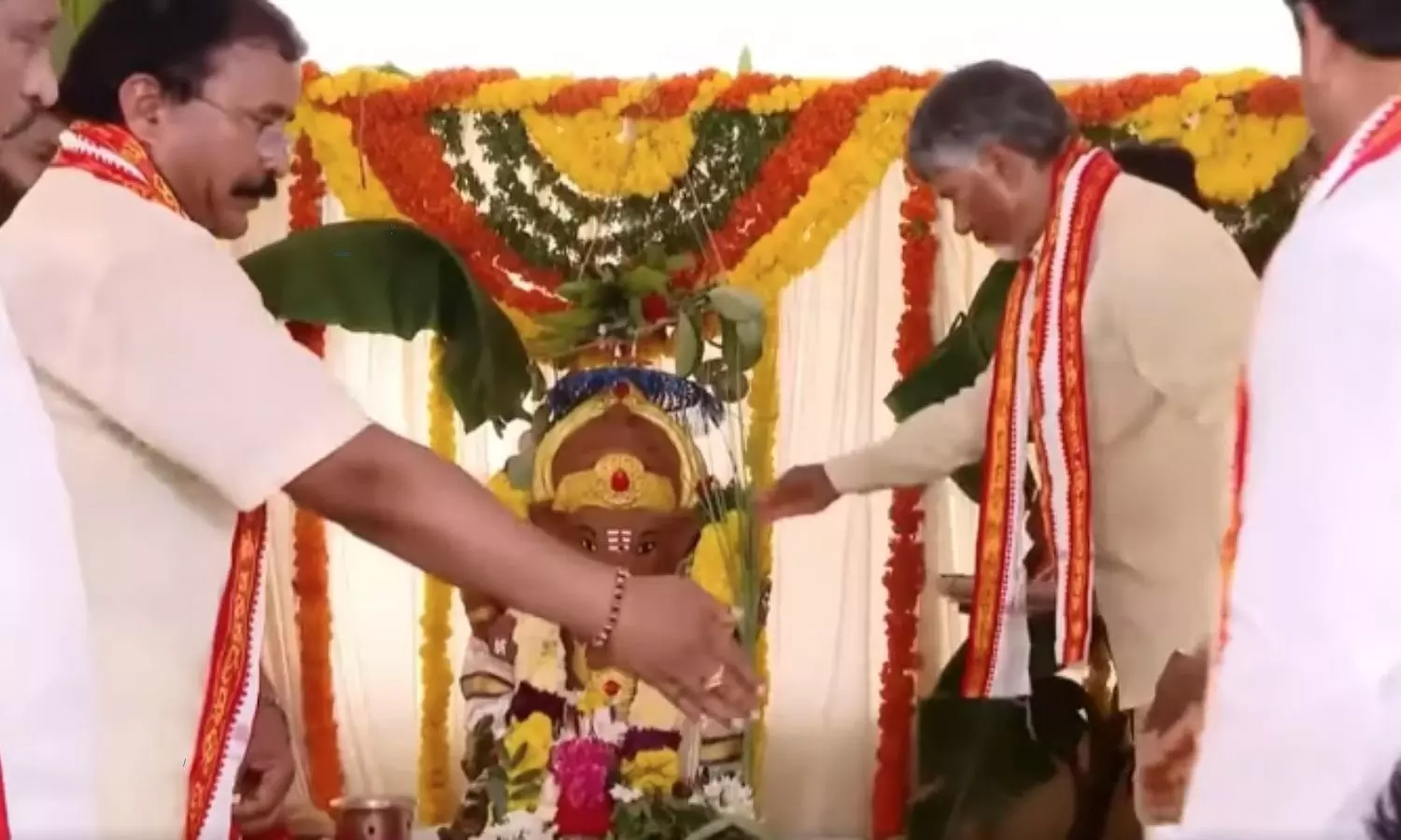 Chandrababu Puja to Ganesh at Vijayawada Collectorate