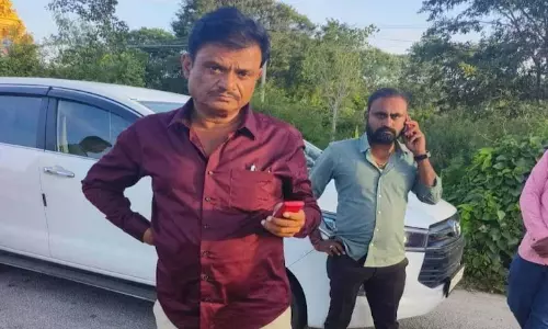 Former Karnataka minister and BJP leader Munirathna arrested Former Karnataka minister and BJP leader Munirathna arrested