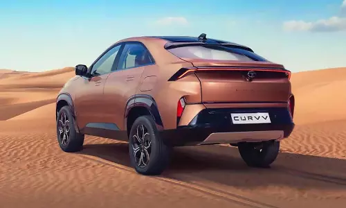 tata curvv first review dct