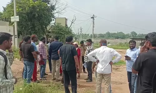 HYDRA surprise inspection in Ibrahimpatnam constituency HYDRA surprise inspection in Ibrahimpatnam constituency