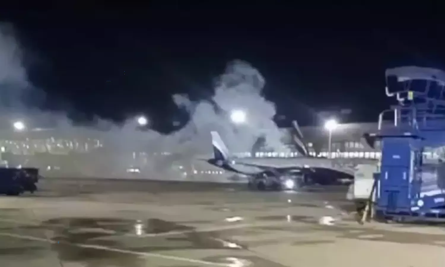 Smoke from flight to Dubai triggers tension at Chennai airport