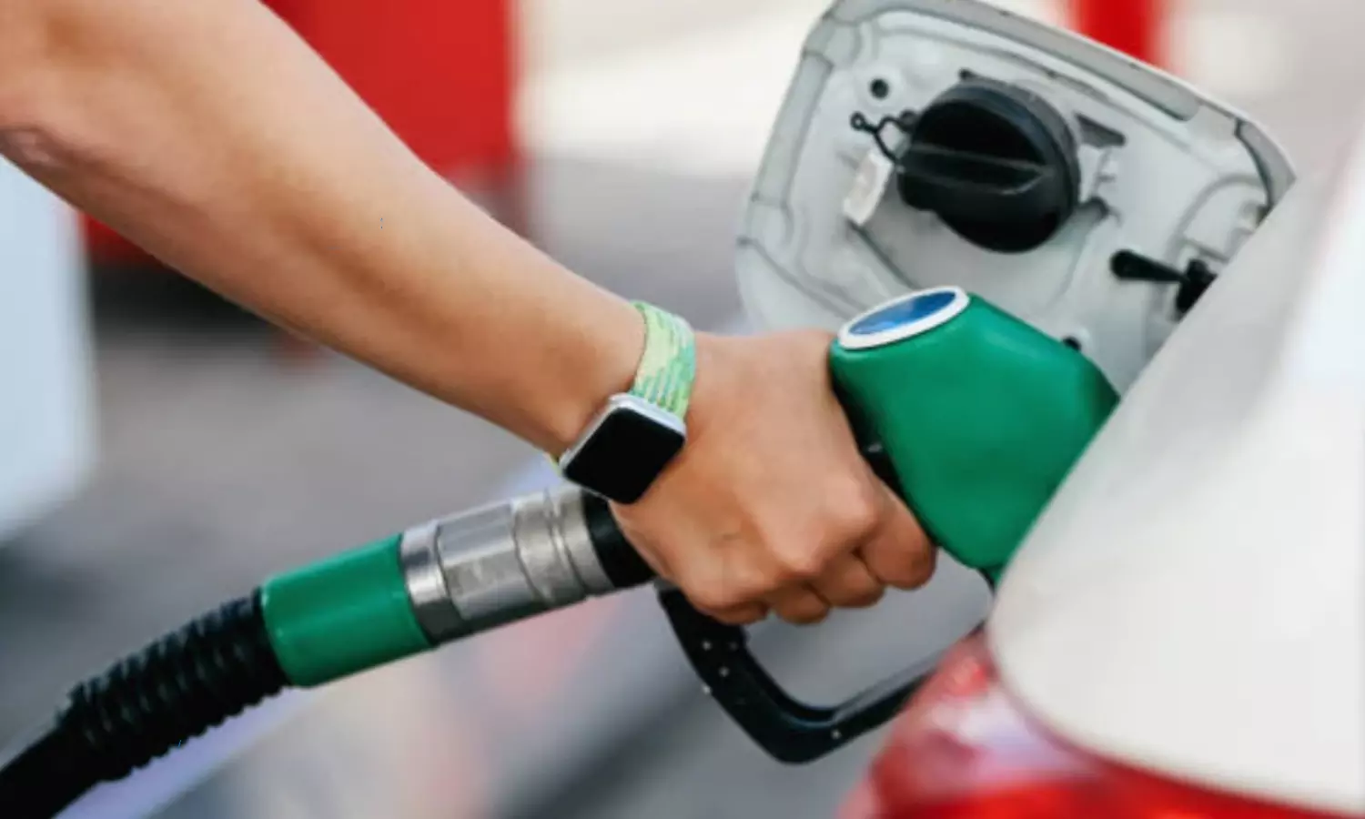 Headroom To Cut Petrol And diesel Prices By RS 2-3 Per Litre says ICRA