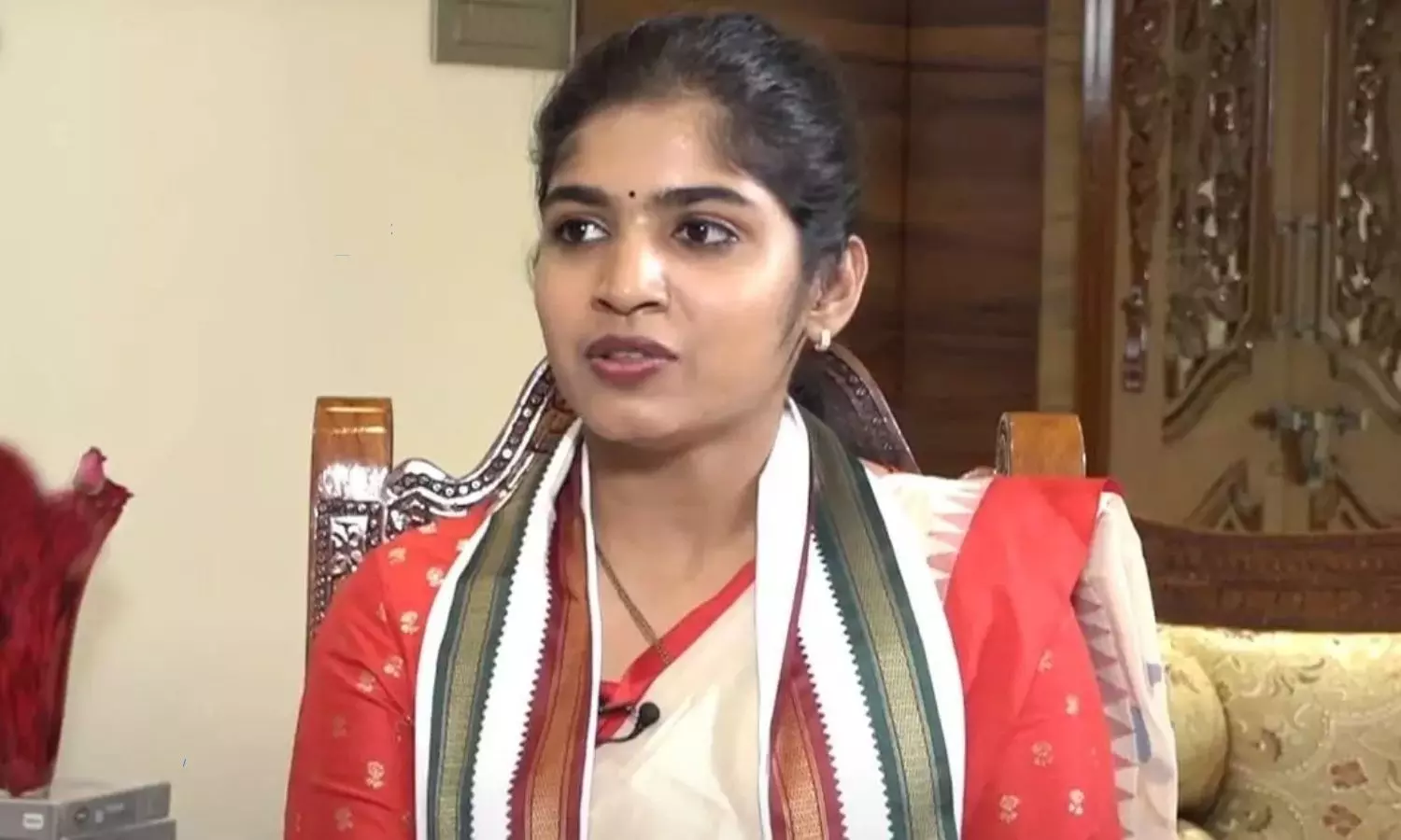 We will bring HYDRAA in Palakurthy Says Yashaswini Reddy