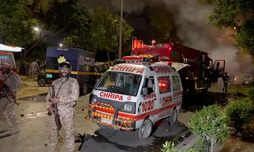 Two Chinese Nationals Dead in Blast Near Pakistan Karachi Airport Two Chinese Nationals Dead in Blast Near Pakistan Karachi Airport