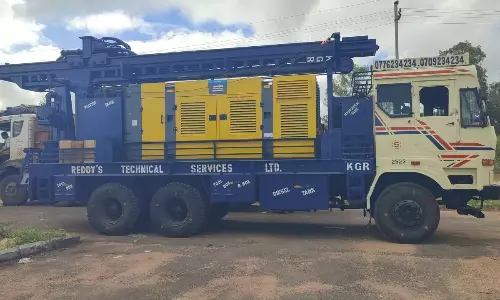 Vehicles Smuggling At National Highways Near By Vikarabad