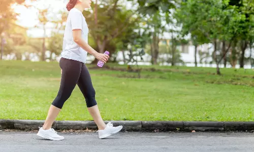 Daily Walking: రోజూ 30 నిమిషాలు వాకింగ్ చేయండి చాలు.. మీ లైఫ్ బిందాస్..! Daily Walking: రోజూ 30 నిమిషాలు వాకింగ్ చేయండి చాలు.. మీ లైఫ్ బిందాస్..!