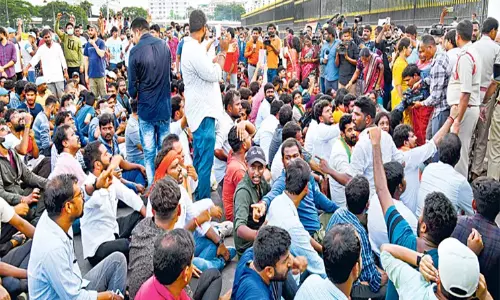 Ministers Hold Emergency Meeting to Take stock of Group 1 Aspirants Strike Ministers Hold Emergency Meeting to Take stock of Group 1 Aspirants Strike