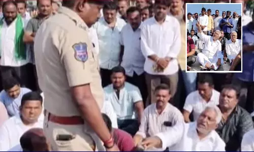 Ganga Reddy Murder Case: కాంగ్రెస్ పార్టీకి ఓ నమస్కారం.. గంగారెడ్డి హత్య తరువాత జీవన్ రెడ్డి Ganga Reddy Murder Case: కాంగ్రెస్ పార్టీకి ఓ నమస్కారం.. గంగారెడ్డి హత్య తరువాత జీవన్ రెడ్డి