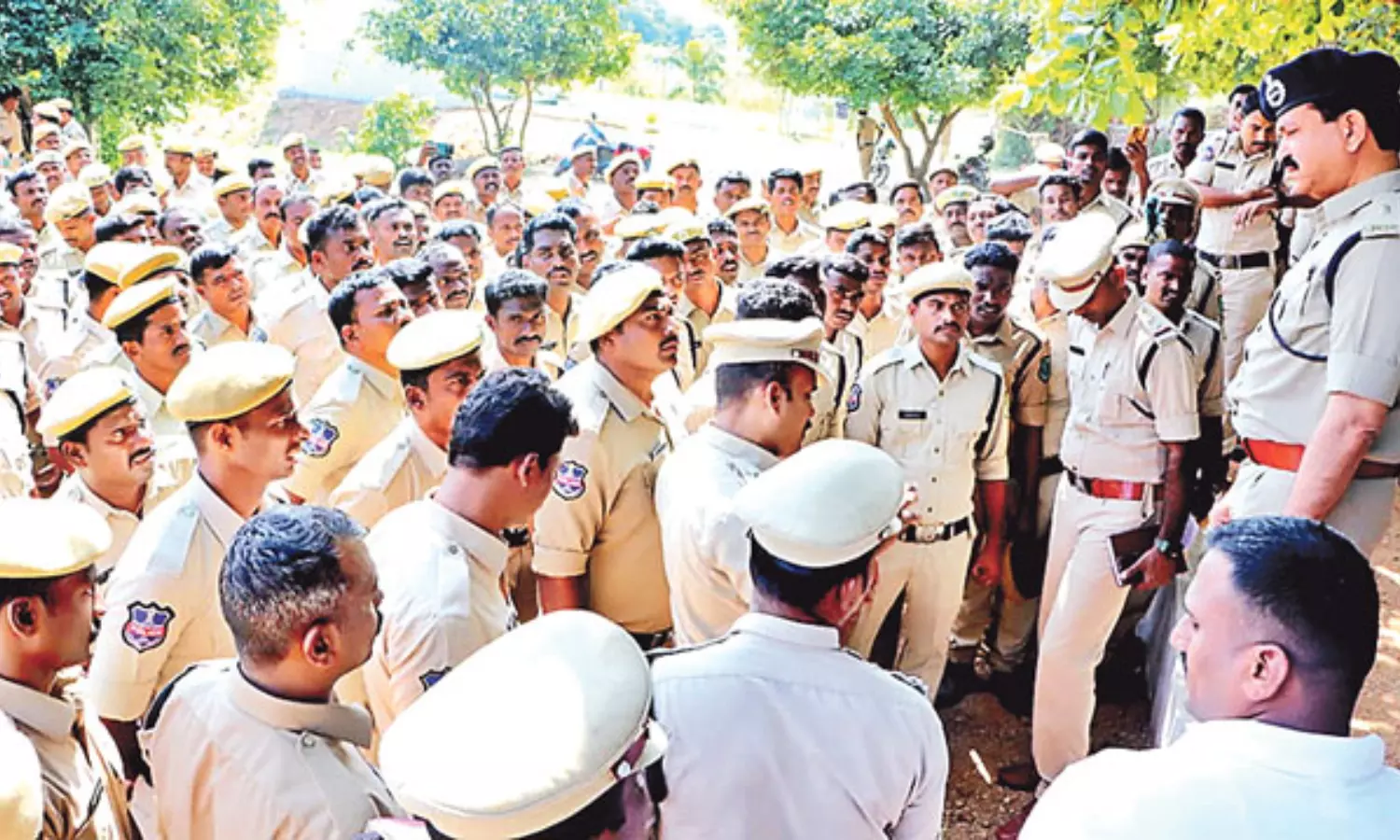 Telangana Police Department Orders 39 TGSP Constables Suspend