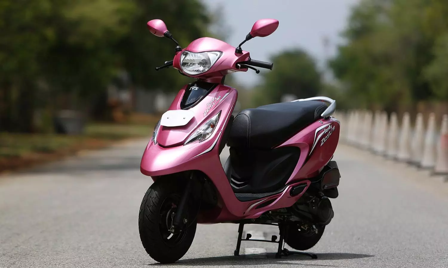 Best Scooters for women: లేడీస్ స్పెషల్.. రూ.70 వేలకే మంచి స్కూటర్లు!