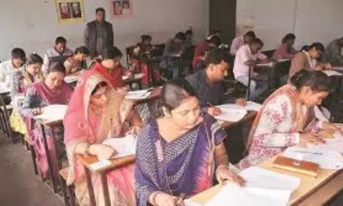 AP Mega DSC 2024: రేపే ఏపీ మెగా డీఎస్సీ నోటిఫికేషన్...దరఖాస్తుల స్వీకరణ గడువు ఎప్పటివరకు? AP Mega DSC 2024: రేపే ఏపీ మెగా డీఎస్సీ నోటిఫికేషన్...దరఖాస్తుల స్వీకరణ గడువు ఎప్పటివరకు?