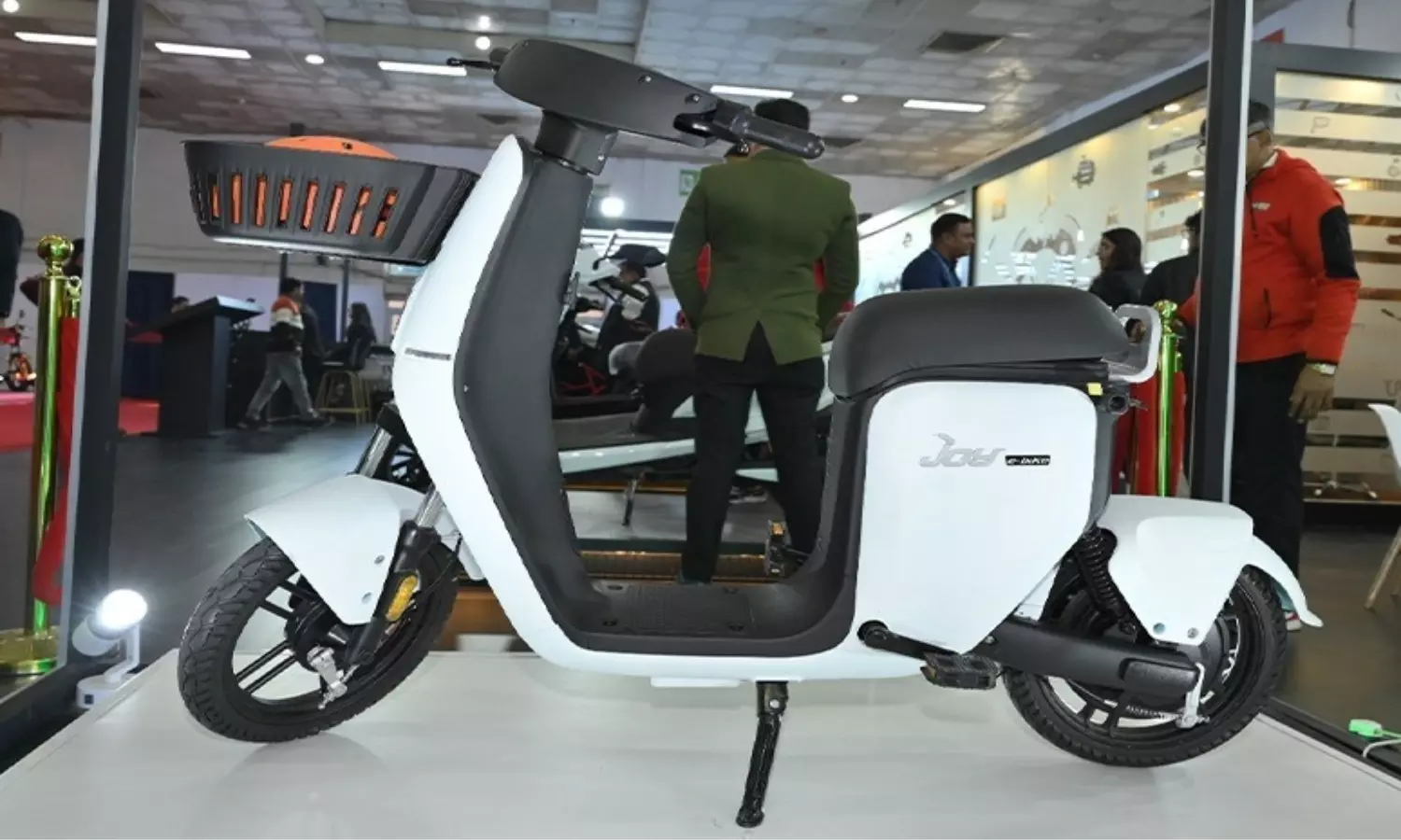 Joy E-Bike Showcased its Water Powered Scooter