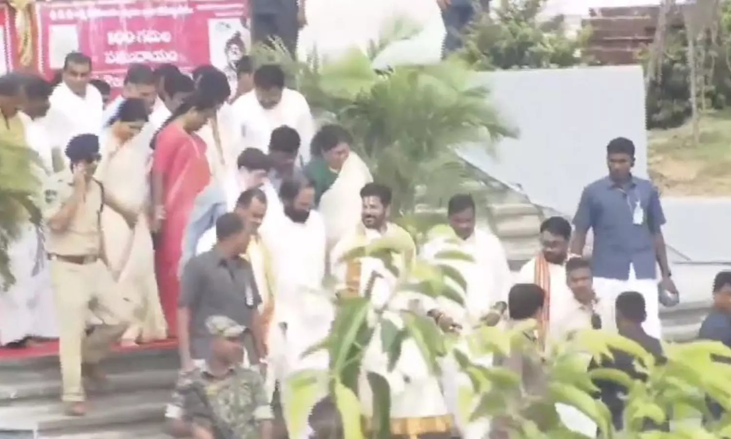 CM Revanth Reddy Visits Yadagirigutta Temple