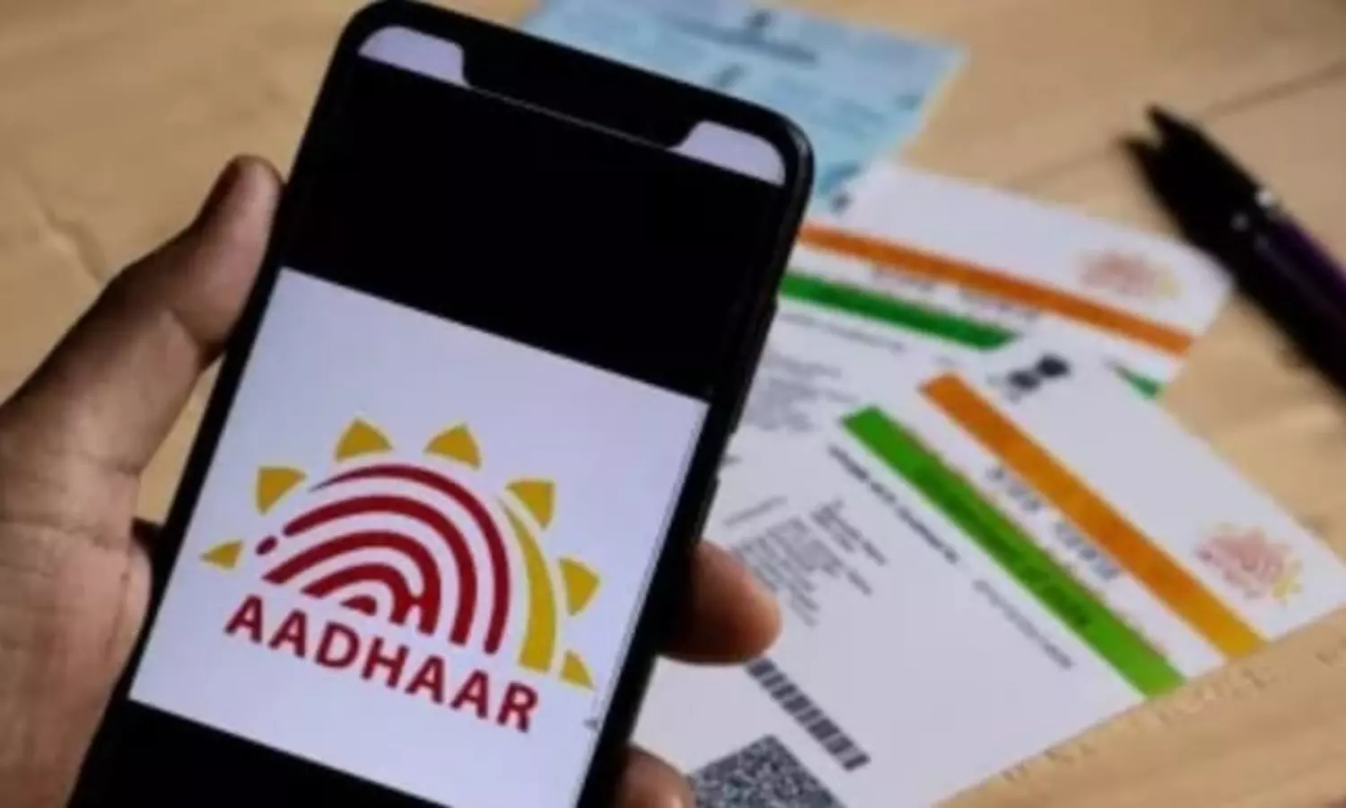 Central Government Planning to Cancel Aadhar Card Those who are not Update Details, Reports Says