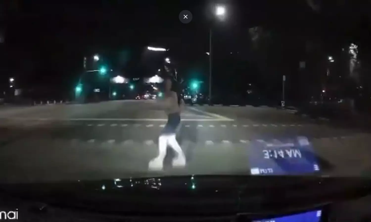 Car Hits Young Women Who Walking on Road While Using Mobile Phone Video Goes Viral