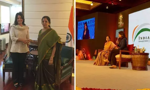 Tulsi Gabbard: తులసి గబ్బార్డ్‌కు కంగ్రాట్స్ చెప్పిన నిర్మలా సీతారామన్