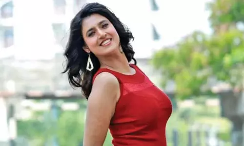 Actress Kasturi: కస్తూరికి రిమాండ్.. జైలుకు తరలింపు Actress Kasturi: కస్తూరికి రిమాండ్.. జైలుకు తరలింపు