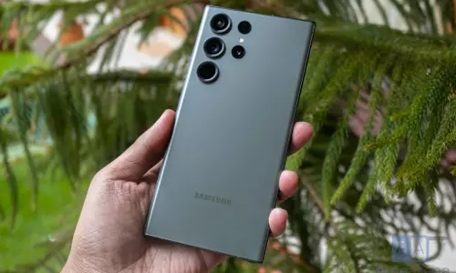 Black Friday Sale 2024: అమెజాన్‌లో బ్లాక్‌ ఫ్రైడే సేల్‌.. 5జీ స్మార్ట్‌ఫోన్‌లపై భారీ డిస్కౌంట్!