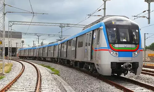 Hyderabad Metro: ప్రయాణికులకు బిగ్ షాక్..భారీగా పెరగనున్న హైదరాబాద్ మెట్రో ఛార్జీలు?