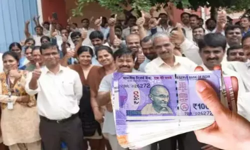 Minister Seethakka Gave Good News to the Disabled Minister Seethakka Gave Good News to the Disabled