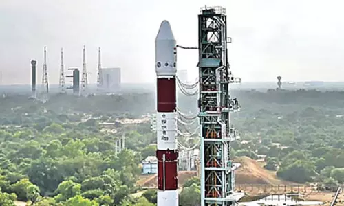 ISRO: పీఎస్ఎల్వీ-సీ59 ప్రయోగం వాయిదా ISRO: పీఎస్ఎల్వీ-సీ59 ప్రయోగం వాయిదా