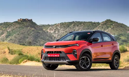 Tata Nexon : త్వరపడండి.. ఈ ఆఫర్ పోతే మళ్లీ రాదు.. టాటా నెక్సాన్ పై రూ.2.85లక్షల డిస్కౌంట్ ఆఫర్