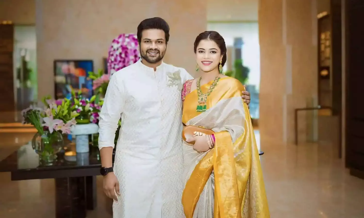 Manchu Manoj and his Wife Mounika Reddy May Joins in Janasena