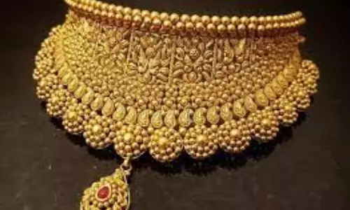 Gold Rate Today: బంగారం ప్రియులకు షాకింగ్ న్యూస్..భారీగా పెరిగిన వెండి, బంగారం ధరలు Gold Rate Today: బంగారం ప్రియులకు షాకింగ్ న్యూస్..భారీగా పెరిగిన వెండి, బంగారం ధరలు