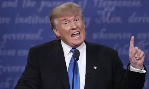 Donald Trump threatens EU: అమెరికా వద్ద ఆయిల్, గ్యాస్ కొనండి.. లేదంటే... ట్రంప్ స్ట్రాంగ్ వార్నింగ్