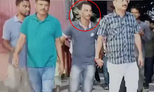 Kolkata Doctor Rape and Murder Case: సీబీఐ చేతికి ఫోరెన్సిక్ రిపోర్ట్... ఆధారమే లేదన్న నివేదిక