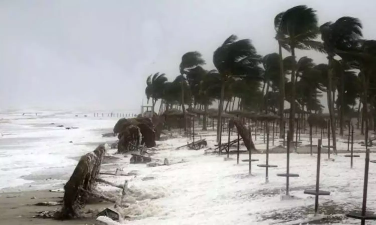 AP weather updates: అల్పపీడనంతో ఏపీలో భారీ వర్షాలు