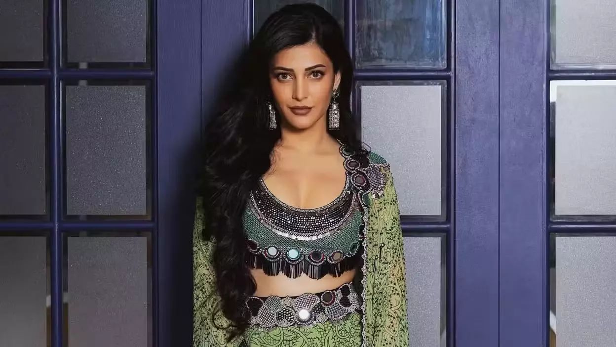 Shruti Haasan: మా ఫ్రెండ్స్ ఎగతాళి చేసేవారు.. చిన్ననాటి జ్ఞాపకాన్ని పంచుకున్న శృతిహాసన్‌