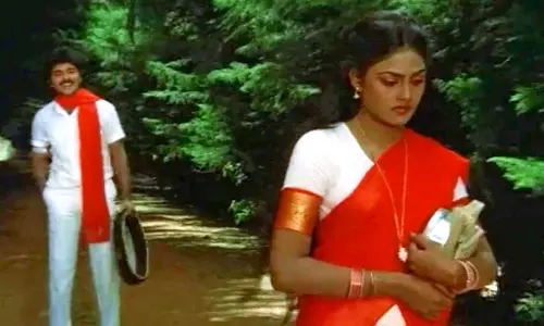 Sindhura Puvvu Fame Actress Nirosha Latest Photos Goes Viral in Social Media Sindhura Puvvu Fame Actress Nirosha Latest Photos Goes Viral in Social Media