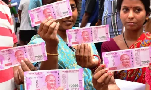 RBIs key Update on Rs 2000 Notes RBIs key Update on Rs 2000 Notes