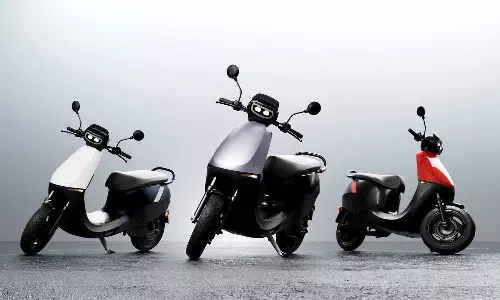 Electric Scooters Sold In 2024: దద్దరిల్లిన ఈవీ అమ్మకాలు.. మరోసారి సింహాసనం దక్కించుకున్న ఓలా..! Electric Scooters Sold In 2024: దద్దరిల్లిన ఈవీ అమ్మకాలు.. మరోసారి సింహాసనం దక్కించుకున్న ఓలా..!