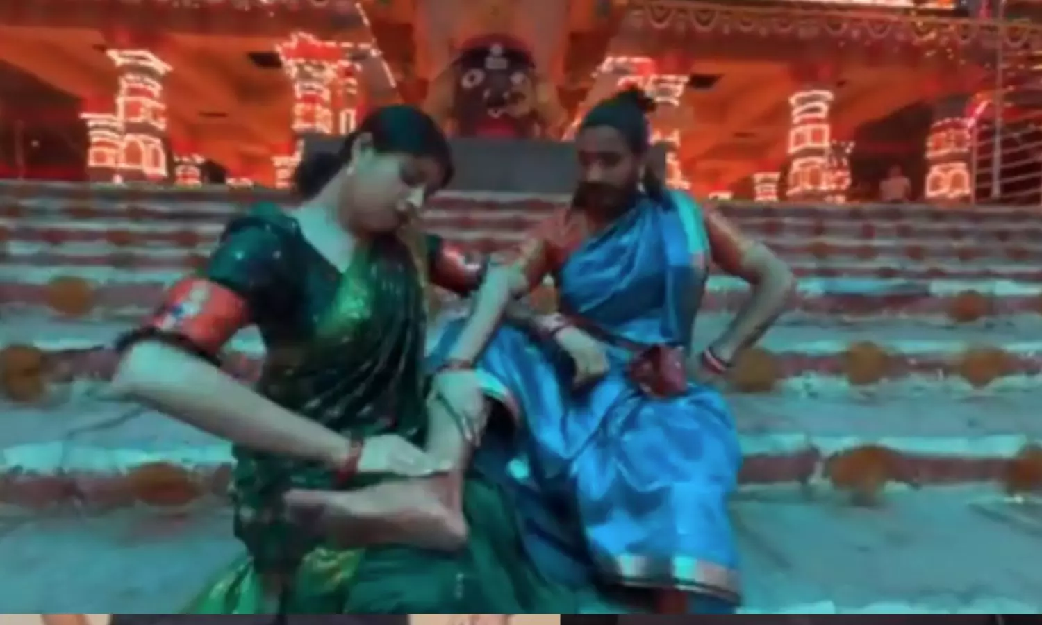 Pushpa 2 Song Dance: సూసేటి అగ్గిరవ్వమాదిరే సాంగ్‌కు శ్రేష్టి వర్మ అదిరిపోయే స్టెప్పులు.