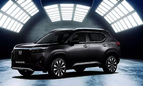 Honda Elevate Black Edition: వావ్ బ్లాక్ ఎడిషన్.. సరికొత్త లుక్లో హోండా ఎలివేట్ Honda Elevate Black Edition: వావ్ బ్లాక్ ఎడిషన్.. సరికొత్త లుక్లో హోండా ఎలివేట్
