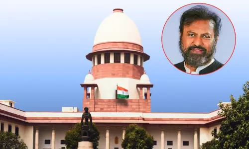 Supreme Court: మోహన్ బాబును జైలుకు పంపాలా? లేక నష్టపరిహారం కావాలా? Supreme Court: మోహన్ బాబును జైలుకు పంపాలా? లేక నష్టపరిహారం కావాలా?