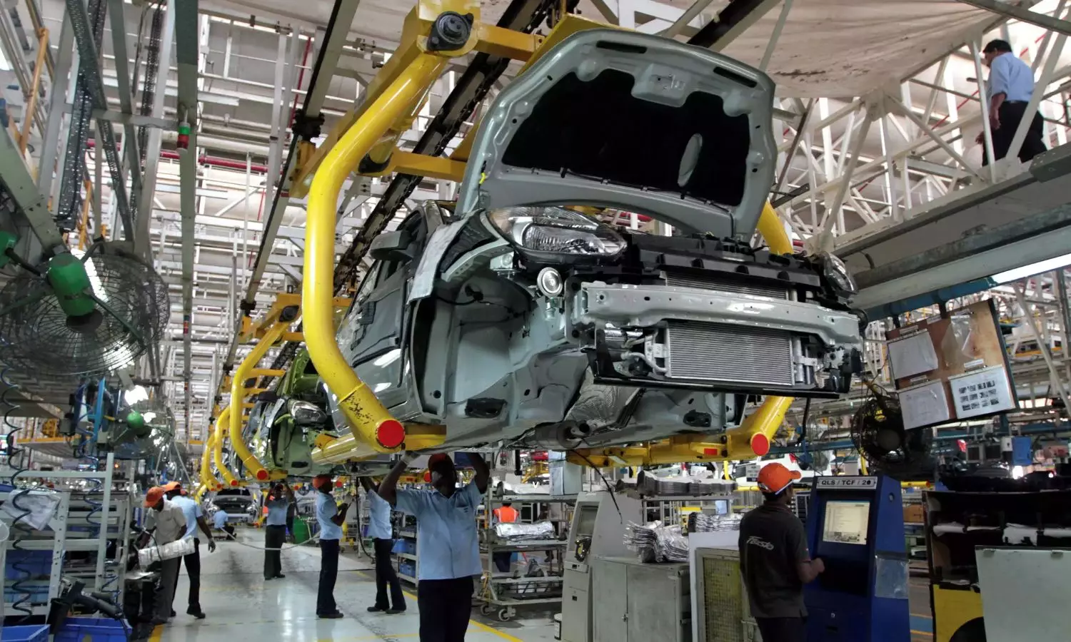 Automobile Industry Provides Employment to Three Crore People