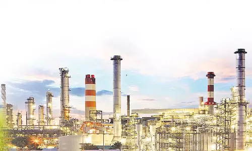 Production Growth: అద్భుతం సృష్టించిన దేశ పారిశ్రామిక రంగం.. ఆర్నెళ్ల గరిష్టానికి ఉత్పత్తి..!