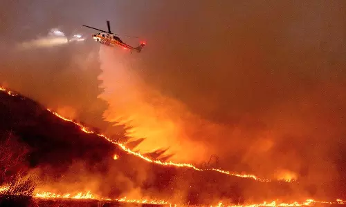 America Wildfire: లాస్ ఏంజెల్స్ తగలబడిపోతోంది... అసలేమైంది? ఈ కార్చిచ్చుకు అసలు కారణం ఏంటి ?