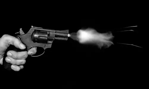 హైదరాబాద్‌లో బీదర్ పోలీసులపై దొంగల కాల్పులు... సినీఫక్కీలో పోలీస్ ఆపరేషన్