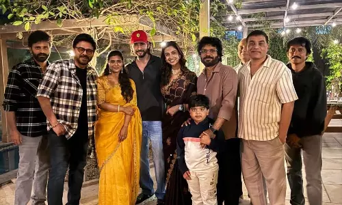 Mahesh Babu Joins Venkatesh To Celebrate Sankranthiki Vasthunams Success