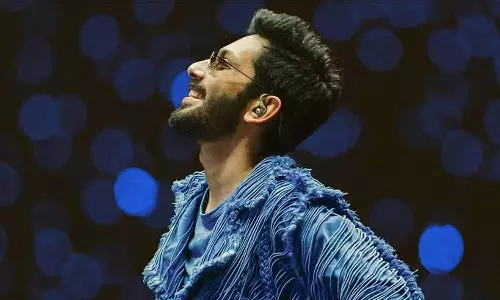 Anirudh Ravichander Anirudh Ravichander