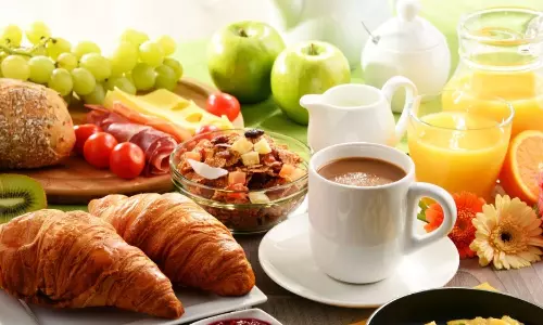 things to avoid in breakfast, expert says things to avoid in breakfast, expert says