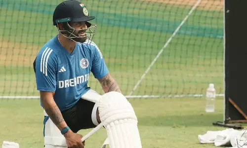 Virat Kohli approaches former coach Sanjay Bangar for improving his form ahead of Ranji Trophy Virat Kohli approaches former coach Sanjay Bangar for improving his form ahead of Ranji Trophy