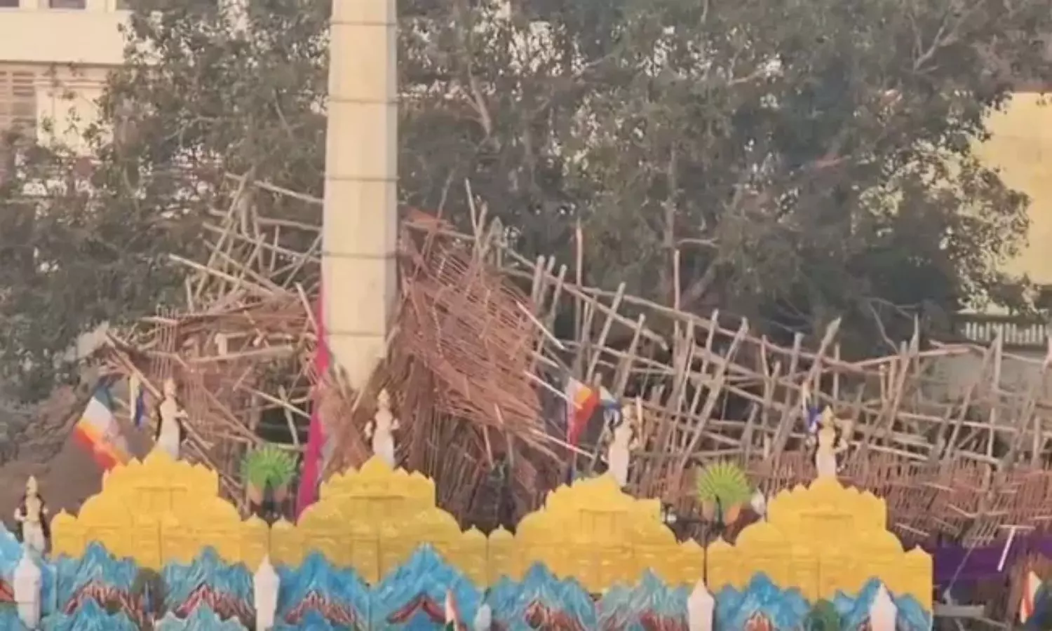 Five People Lost Their Lives After a Watchtower Collapsed in Baghpat